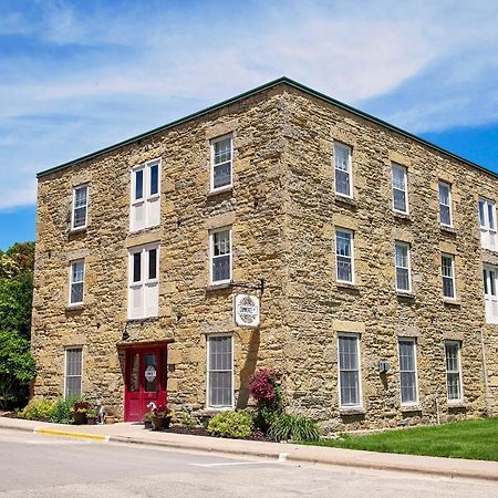 Commerce Street Brewery Hotel Mineral Point Екстериор снимка