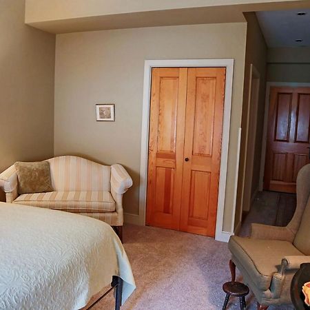 Commerce Street Brewery Hotel Mineral Point Екстериор снимка